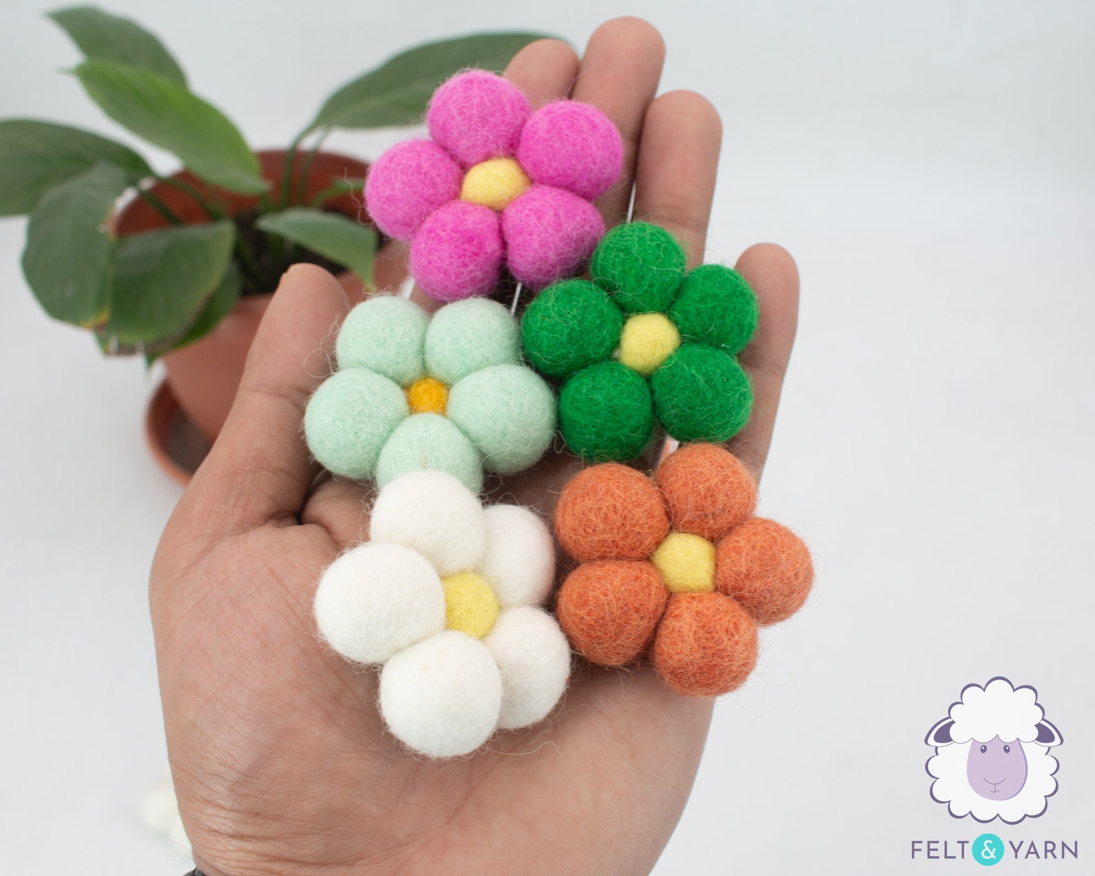 20 Pcs of Wool Felt Ball Flowers Hand Felted Colorful Daisies Etsy