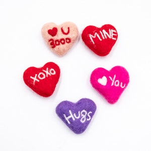 15 Pcs Conversation Hearts / Felt Valentine Hearts / Baby Photography Props / DIY Craft Supplies