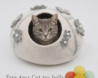 Wool Felt Flower Cat Bed, Handmade Cat Cave (50cm)