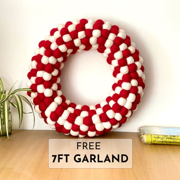 Red and White Wreath | Candy Cane Wreath | Wool Pom Pom Wreath | Felt Holiday Wreath | Wool Felt Ball Wreath | Christmas Felt Wreath
