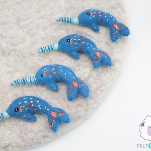 Ornamento costurado feltro de lãs do mini golfinho | Coleção de ornamentos de oceano de feltro | Brinquedos educativos de feltro | Finja brincar com criaturas do oceano