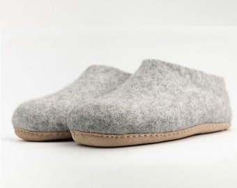 Grey Handmade Wool Felt Ankle Boot for Comfy Indoor and Outdoor Wear