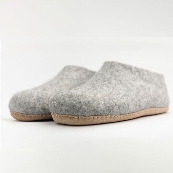 Grey Handmade Wool Felt Ankle Boot for Comfy Indoor and Outdoor Wear