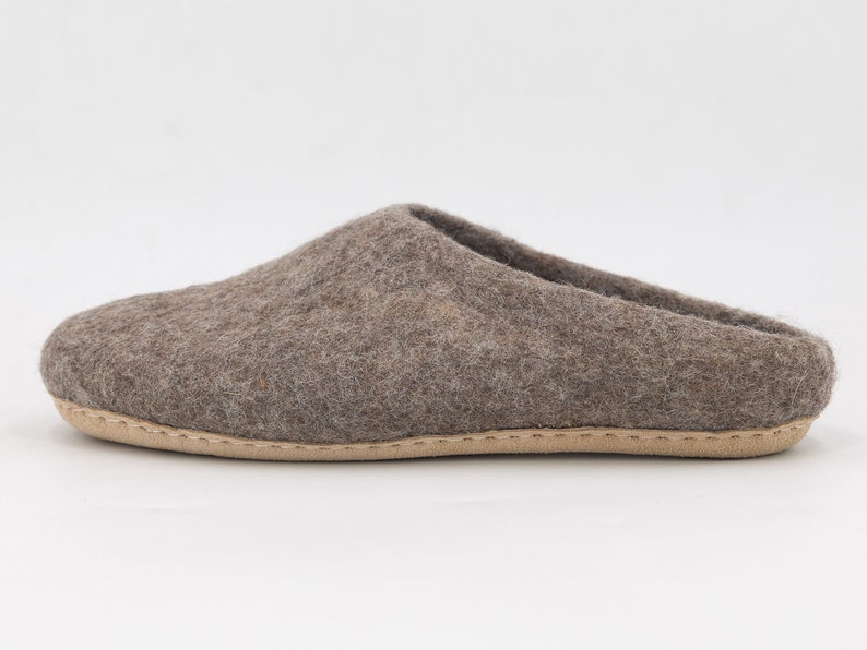 Felt Slippers Wool Slippers Natural Slip-On Slippers Barefoot Slippers Indoor Felt Shoes Felt Slide Shoes Felted Wool Slippers image 3