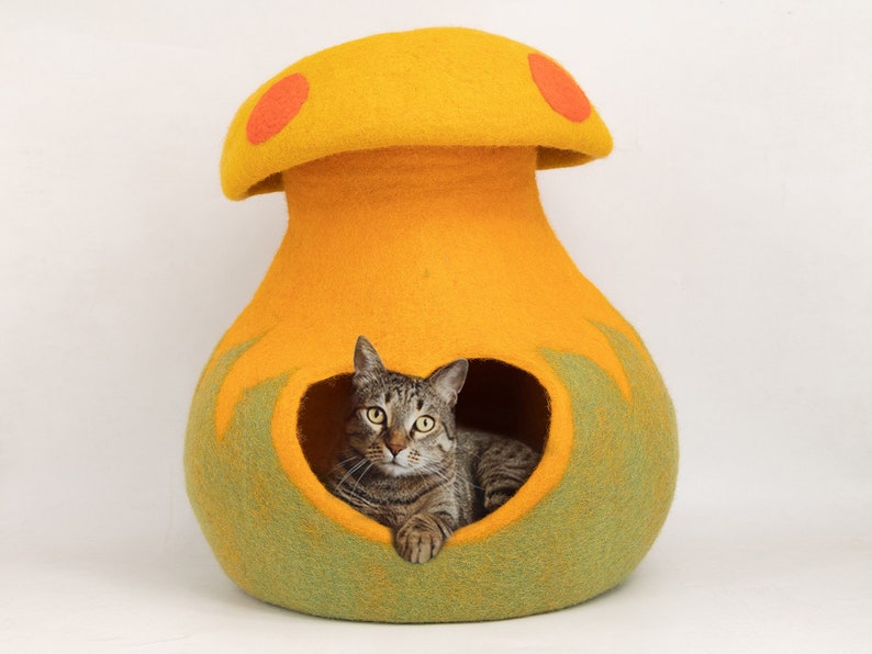 Wool Felt Mushroom Cat Cave Premium Cat Bed Kitty Bed Felt Cat House Fair Trade 100% Wool and Handmade Design 2