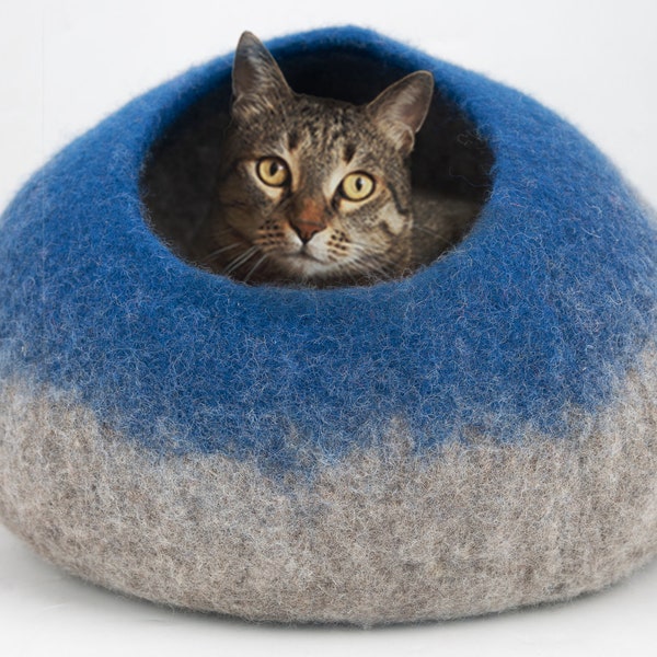 Multicolor Gradient Cat Cave in Various Designs, Gradient Cat House Cocoon, Handmade Pet Bed