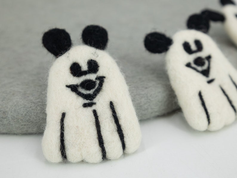 20pcs 7cm Halloween Mouse Ghost Halloween Decorations Halloween Craft Supplies Fair Trade 100% Wool and Handmade image 6