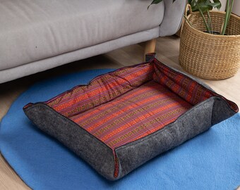 45cm Wool Felt Dog Bed | Best Dog Beds | Felt Sheet Dog Bed | Large Dog Bed | Fair Trade | 100% Wool and Handmade  |