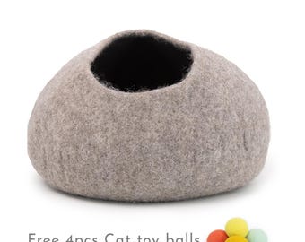 50cm Handmade Wool Cat Cocoon Bed / Cozy Cat Cave House