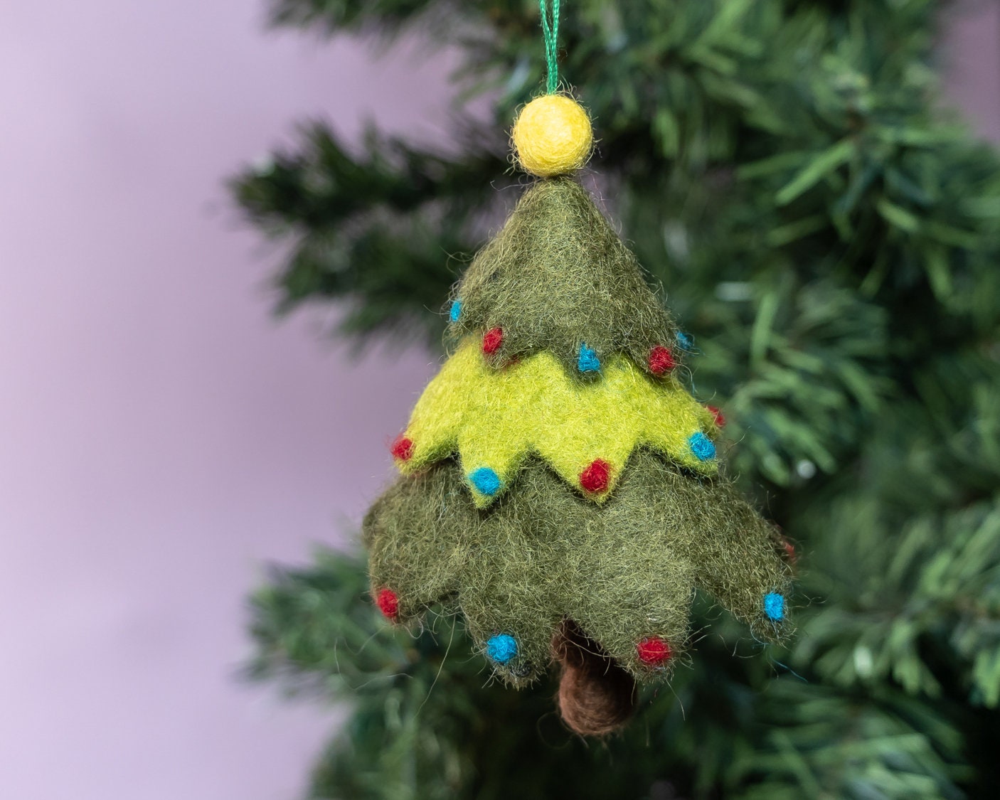 ミニクリスマスツリー フェルトオーナメント付き Amazon.co.jp: 子供向けのフェルトクリスマスツリー | 写真取り外し