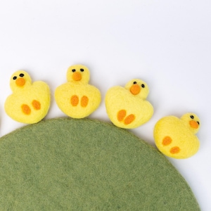 15 stuks wolvilt schattig geel kuiken in bulk | Handgevilte kuiken voor educatief decor en doe-het-zelf: fairtrade en ethisch handgemaakt