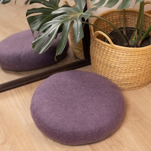 Round-shaped Wool Felted Stone Pouf for Living Space Decor