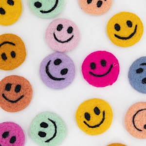 Filz Smiley Emoji Sammlung | Filz Dekorationen | Rollenspiel Spielzeug | Filz glückliche Gesichter | Bastelbedarf