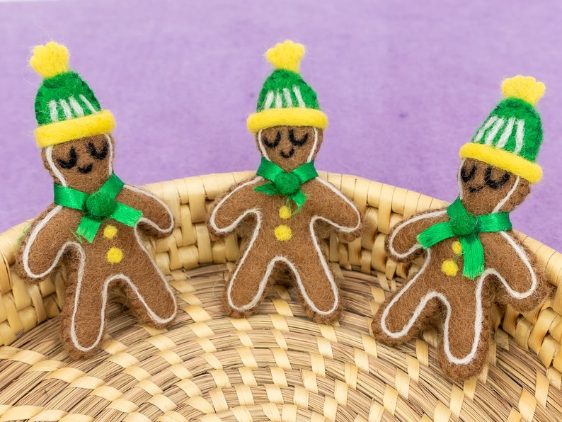 50 pcs Christmas gingerbread man Felt gingerbread man ornament Cute Christmas gifts image 4