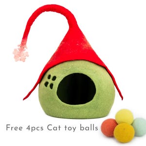 Gnome Cat Bed | Christmas Cat Bed | Holiday Cat Bed | Felt Cat Bed | Felted Cat Toys | Wool Cat Cave | Wool Kitten Bed | Felted Cat Cocoon