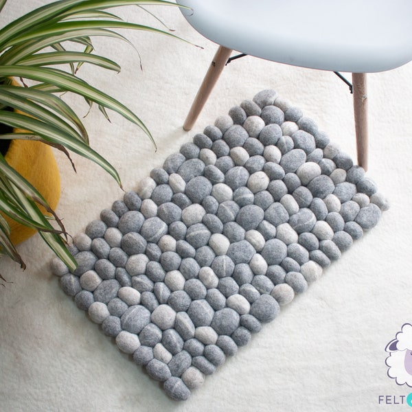 Felt Pebble Rug | Felt Stone Rug | Grey Felted Rug | Grey Wool Rug | Pom Pom Rug | Felted Rug | Stone Carpet | Rock Rug | Pebble Carpet