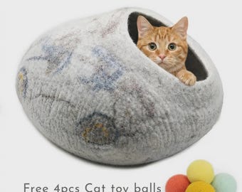 Handmade Wool Felt Cat Bed, Marble Design, Fair Trade (50cm)