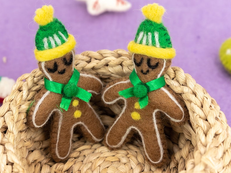 50 pcs Christmas gingerbread man Felt gingerbread man ornament Cute Christmas gifts image 7