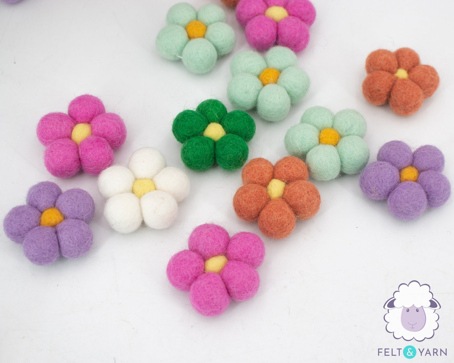 20 Pcs of Wool Felt Ball Flowers Hand Felted Colorful Daisies Etsy