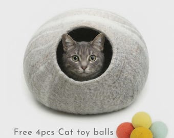 Handmade Wool Cat Cave Bed, Stripe Design with Cat Toys