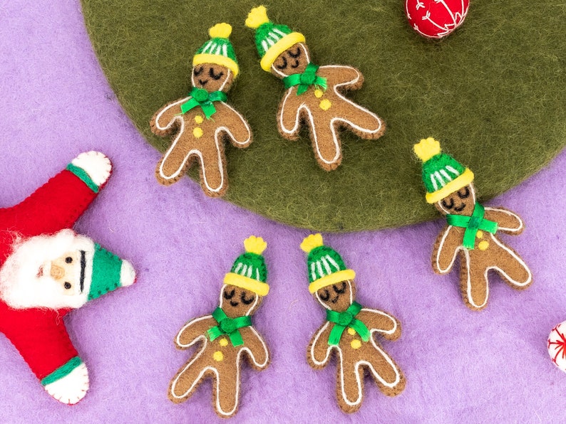 50 pcs Christmas gingerbread man Felt gingerbread man ornament Cute Christmas gifts image 2