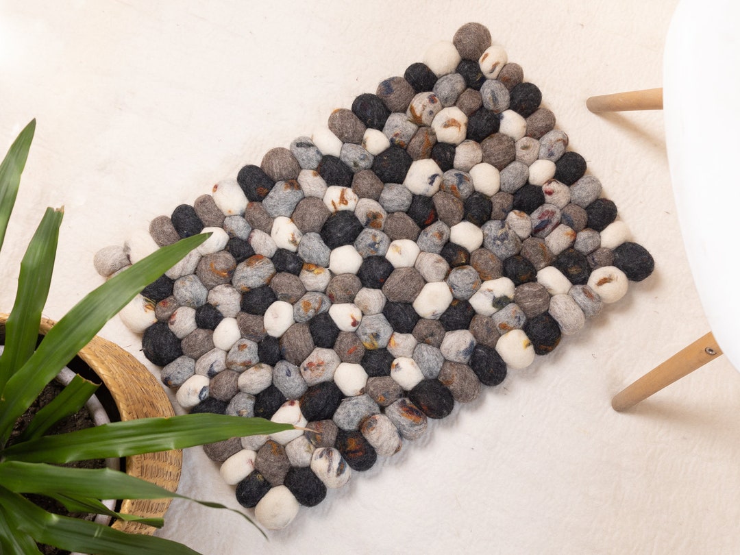 Felt Pebble Rug Handmade Rug Wool Felt Stone Rug Living Room Rug