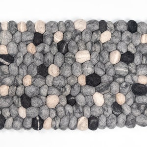 Wool Felt Pebble Rug Stone Handmade Ball Carpet For Room Decor Ideal for Bathroom and Bed Room