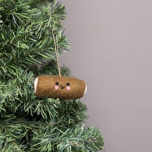 Wool Felt Yule Log Ornament | Xmas Tree Hanging Ornaments | Christmas Garlands | Yule Tree Topper | Christmas Felt Log