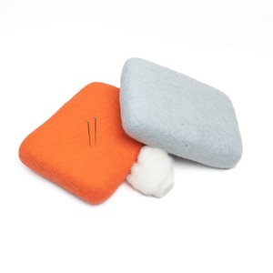 aiguilletée 25 x 20 x 5 cm – Tapis de feutrage de laine | Réutilisable | Taille personnalisée | Fait main au Népal | Disponible en vrac et en gros