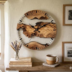 Reloj de pared grande de madera de olivo con borde natural y cristal transparente, estilo rústico hecho a mano, para decoración del hogar.