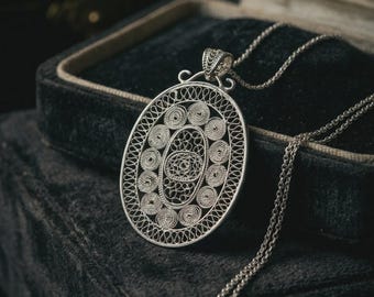 Stort filigranhängehalsband 925 sterlingsilver, handgjort Telkari-uttalandehalsband för kvinnor, anatoliska hantverkssmycken i present