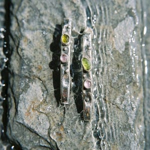 Long Drop Earrings 925 Sterling Silver, Handmade Hammered Dangle Earrings with Peridot and Amethyst, Oxidized Artisan Jewelry Gift image 7