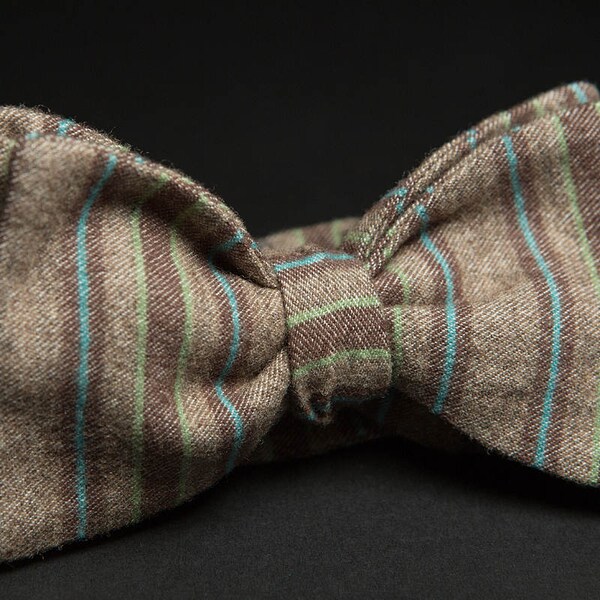 wool self tie bow tie