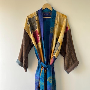 Patchwork Crepe Seide Kimono Robe | Upcycled Vintage Sari Boho Cover Up