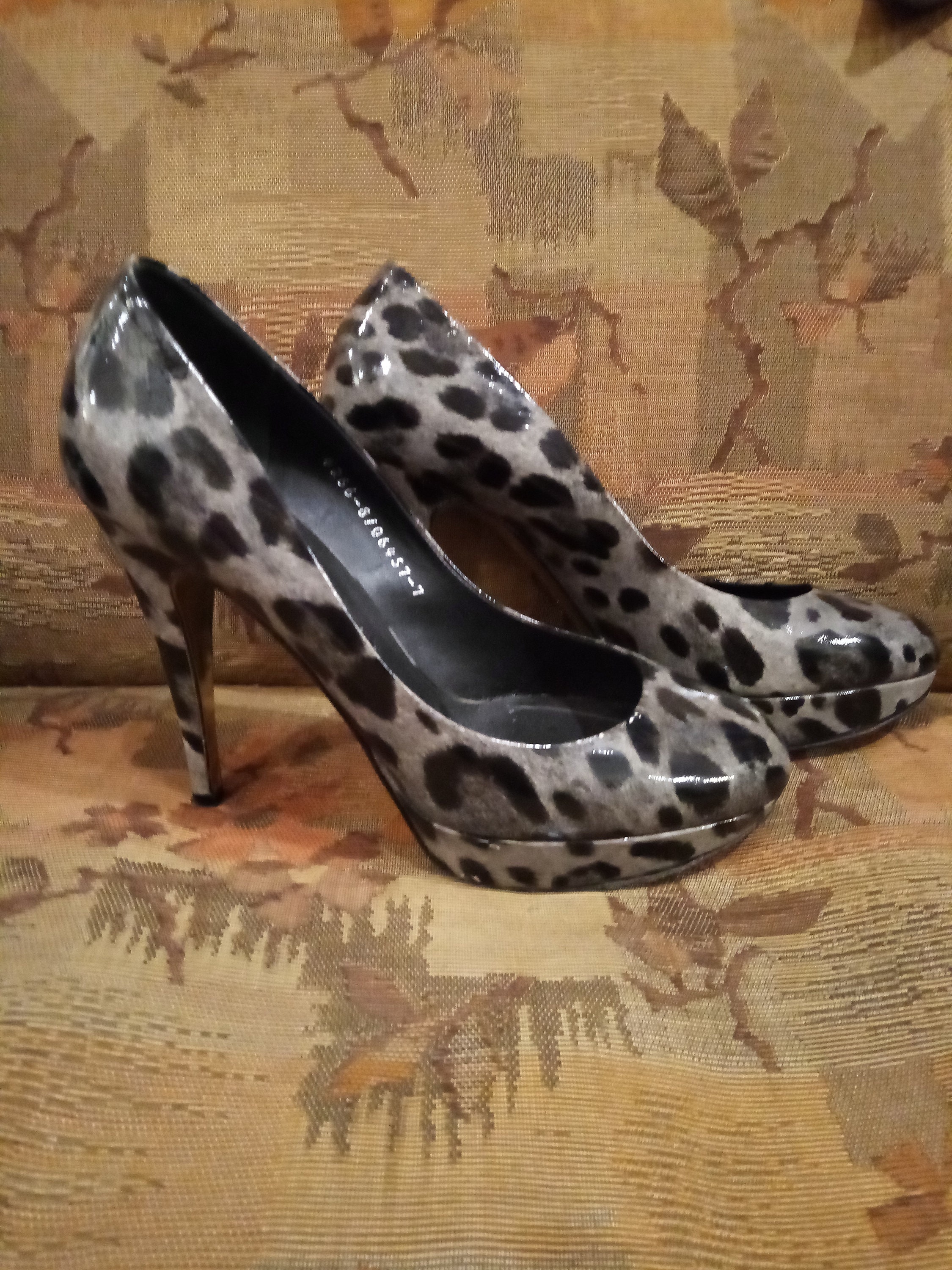 grey leopard print heels
