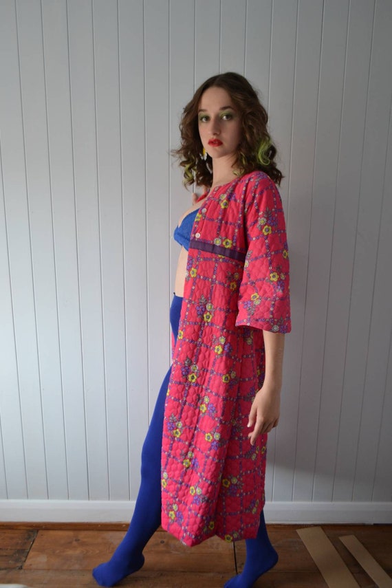 Quilted Pink Daisy Flower Power Vintage 1960s 60s