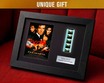 JAMES BOND: GoldenEye (1995) Celdas de película de 35 mm auténticas / Marco LED y tablero para paspartú / Recuerdos de películas de acción y espionaje / Arte de pared para habitación, regalo para fanáticos