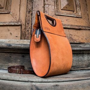 Full grain leather purse 2025