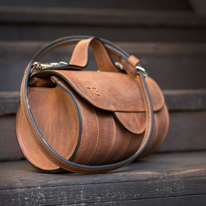 Good quality leather purses sale