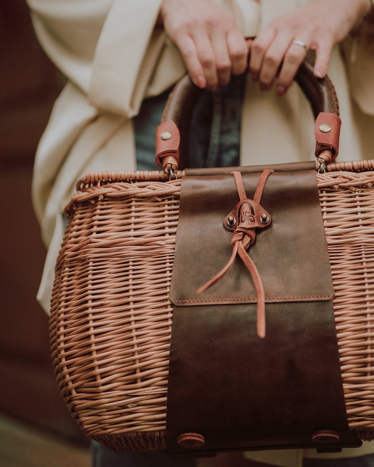 ROLAROLA★大人気★RATTAN RIBBON BASKET BAG Amazon.com: Vaguelly Wicker Handbag Bow Rattan Woven Bag