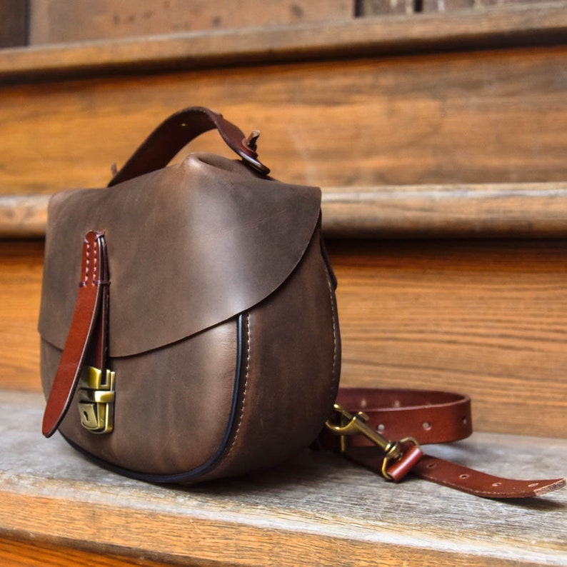 Saddle purse and backpack, orginal crossbody handmade handbag, leather bag, personalized bag, brown veg leather backpack, unique vintage bag Vintage brown