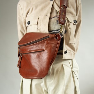 Riñonera de viaje Bolso bandolera marrón Bolso de cuero de alta calidad bolso de mano Bolso cómodo Ladybuq Art hecho a mano real