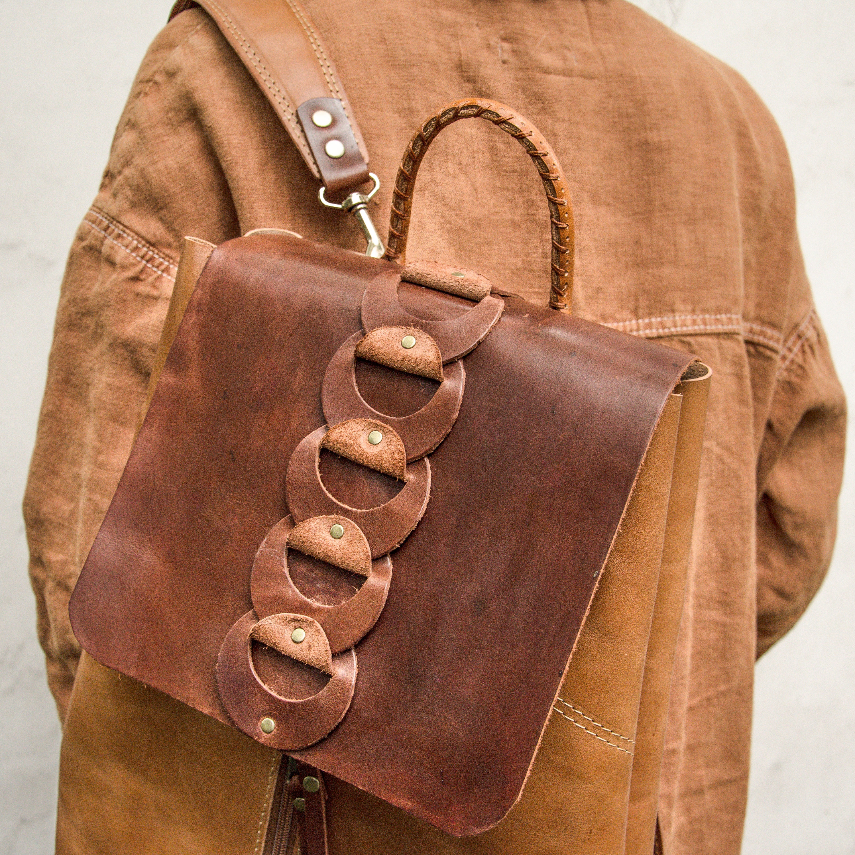 Buy Handmade Leather Backpack: Camel Designer Rucksack  display picture 2