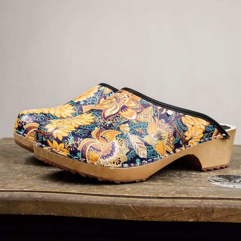 New women clogs handmade flower shoes wood wooden clogs leather sandals platform sandals gift high heel shoes platform wood gift image 1