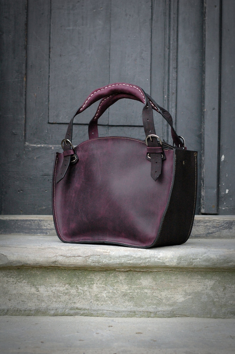 Leather Women's Tote with Clutch ladybuq office bag black and plum gift leather vintage style shoulder unique handbag personalizable gift zdjęcie 1