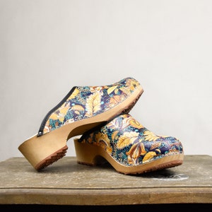 New women clogs handmade flower shoes wood wooden clogs leather sandals platform sandals gift high heel shoes platform wood gift image 4