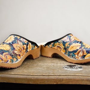 New women clogs handmade flower shoes wood wooden clogs leather sandals platform sandals gift high heel shoes platform wood gift image 2