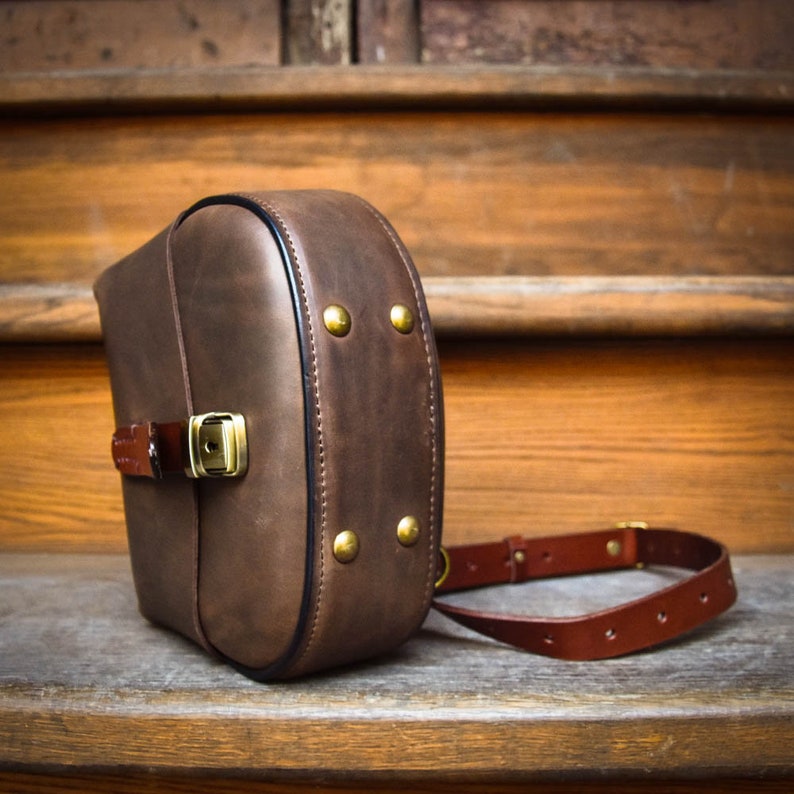 Saddle purse and backpack, orginal crossbody handmade handbag, leather bag, personalized bag, brown veg leather backpack, unique vintage bag image 6