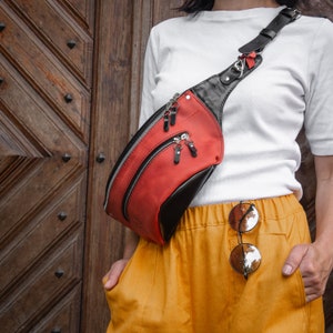 Leder Fanny Pack Gürteltasche Frauen Bum Bag Reisen Crossbody Bag Vollnarbenleder Fanny Pack Schwarz und Rot LadyBuQ Gürteltasche