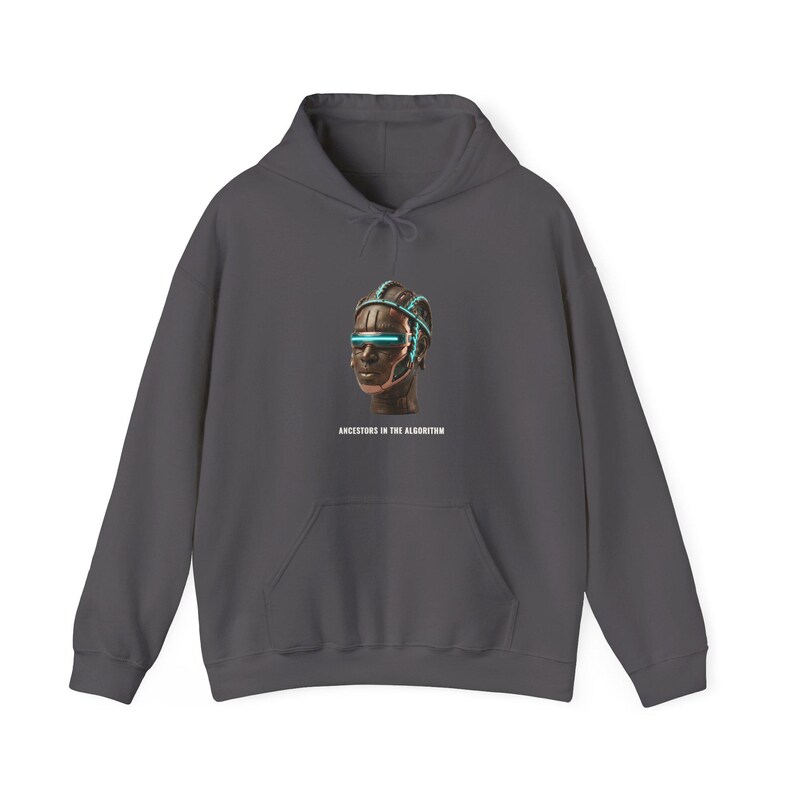 Bluza z kapturem Cyberpunk Benin Bronze, odzież uliczna w stylu afrocentrycznym, grafika „Przodkowie w algorytmie” (mocna mieszanka) zdjęcie 2